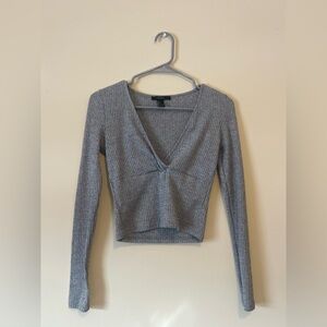 Forever 21 Grey V Neck Crop Sweater Size Small